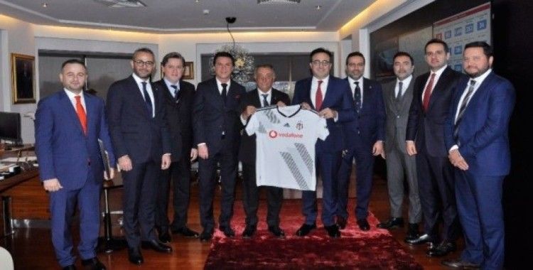 Beşiktaş Başkanı Ahmet Nur Çebi'den İlker Aycı'ya ziyaret