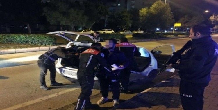 Antalya’da sürücülere 3,5 saatte 147 bin TL ceza kesildi