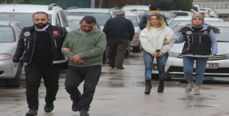 Moldovalı uyuşturucu kuryesi Adana’da yakalandı