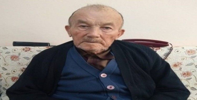 Demirci’de yaşlı adam evinde ölü bulundu
