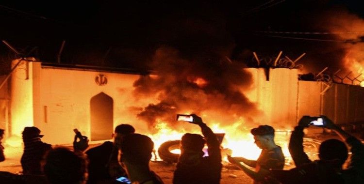 İran'ın Necef Başkonsolosluğu 3. kez ateşe verildi