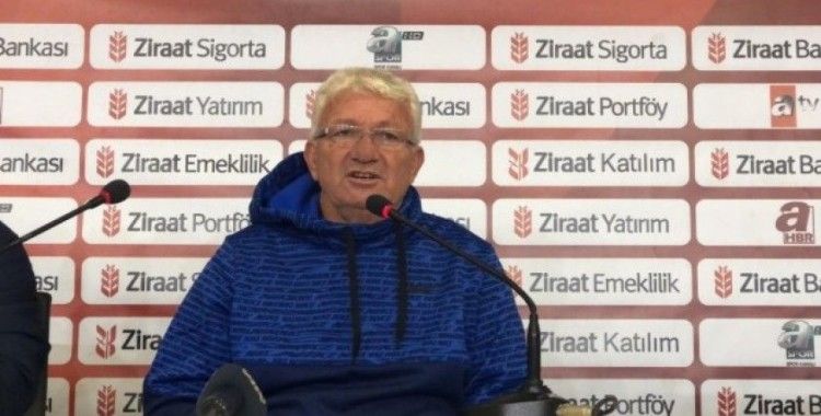 Manisa FK Teknik Direktörü İsmail Ertekin: