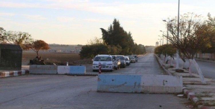 Tel Abyad'da güvenlik önlemleri kapsamında kontrol noktaları koydu