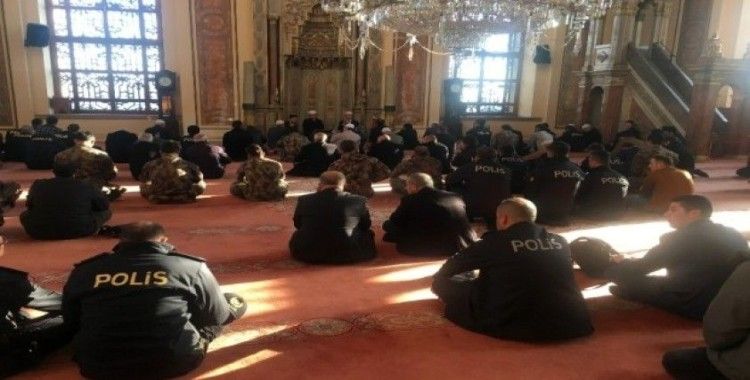 Beşiktaş’taki terör saldırısında şehit olanlar için mevlid-i şerif okutuldu