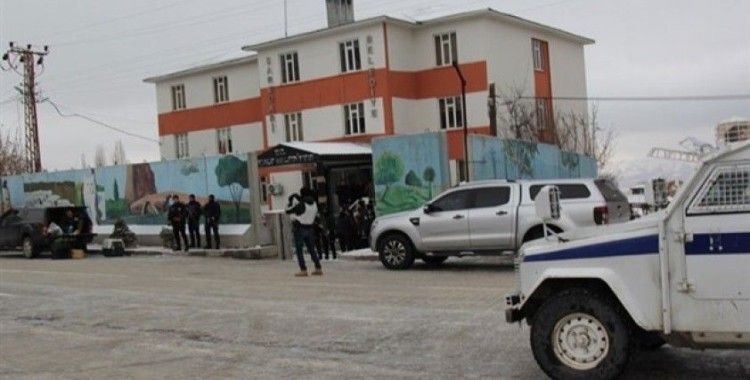 HDP’li iki belediye başkanı tutuklandı