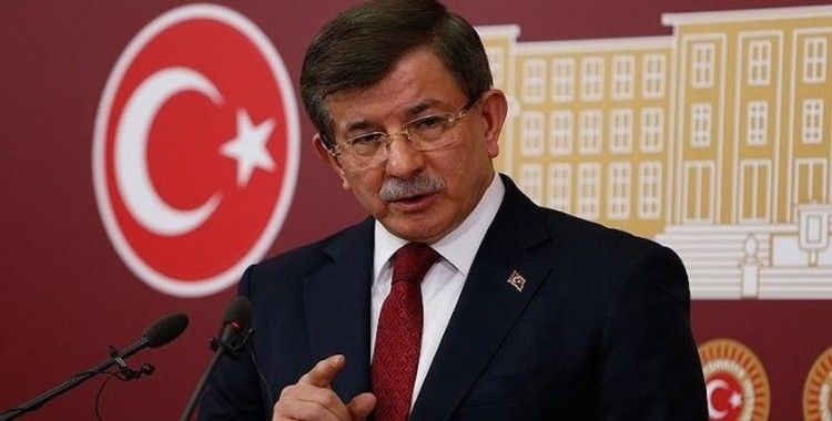 AK Partili vekiller, Davutoğlu'nun partisinin ismine tepki gösterdi
