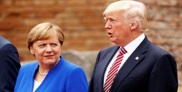Merkel ve Trump'tan Johnson'a tebrik