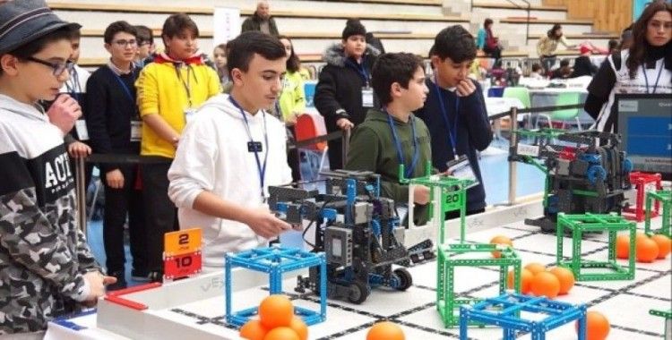 Balıkesir’in ilk robotik turnuvası gerçekleşti