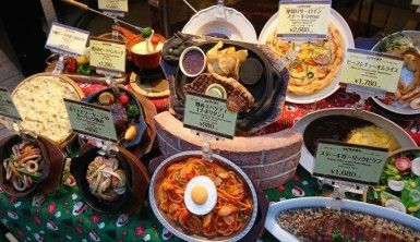 Japonya'da 90 yıllık gelenek, Yemek maketleri