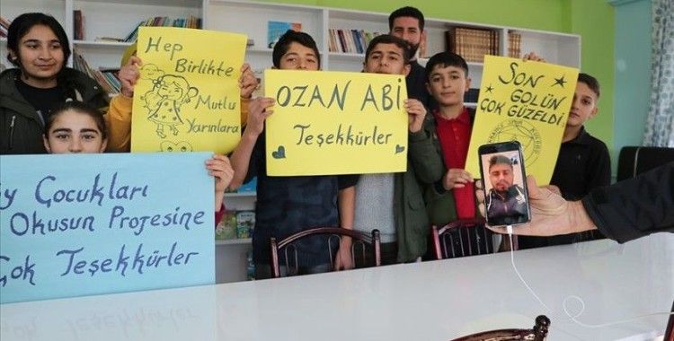 Ozan Tufan Diyarbakırlı öğrencilerin yüzünü güldürdü