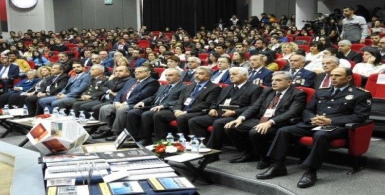 Kıbrıs’ta Tabip Binbaşı Nihat İlhan ve şehit ailesi anısına panel ve anma töreni