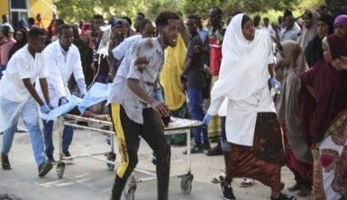 Somali’deki terör saldırısını Eş-Şebab üstlendi