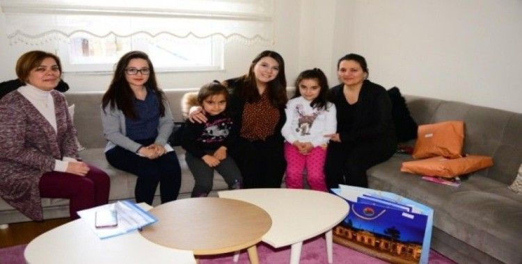 Ardahan’da “1 Çocuk 1 Dünya Projesi” kapsamında aile ziyaretleri devam ediyor