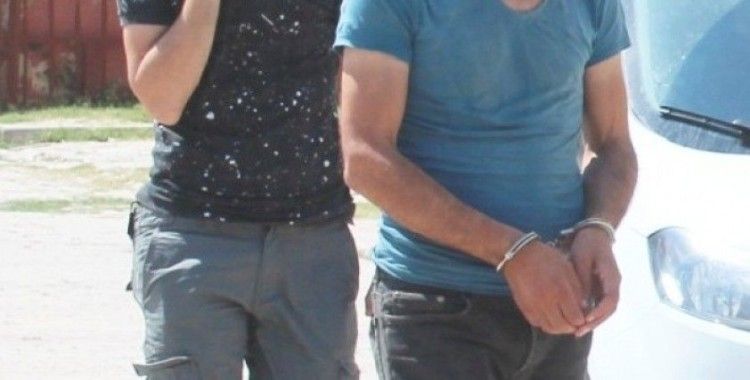 Arnavutluk'tan getirilen FETÖ'cü Harun Çelik polise teslim edildi