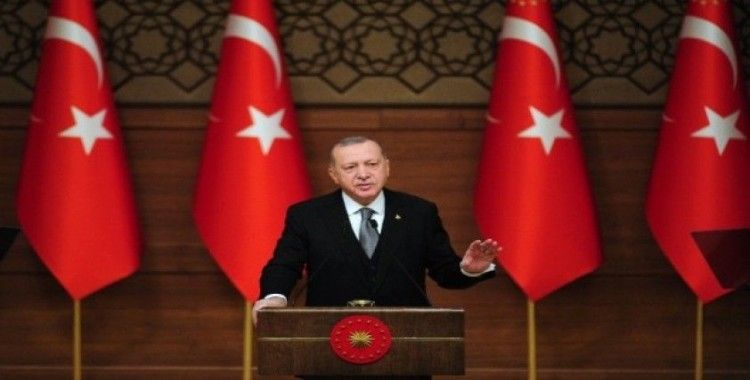 Cumhurbaşkanı Erdoğan: '200-250 bin mülteci sınırımıza doğru hareket halinde'