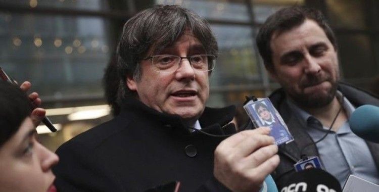 Belçika Katalan lideri iade etmiyor