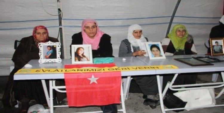 Annelerin HDP önündeki evlat nöbeti 125’inci gününde