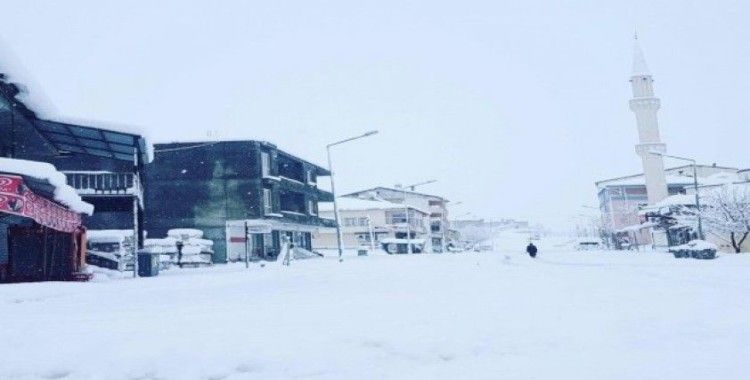 Sincik’te okullar 1 gün tatil edildi