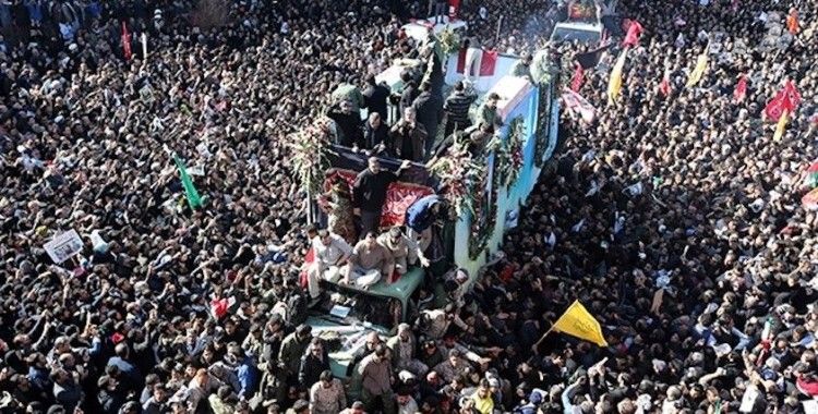 İran'da General Süleymani'nin cenaze töreni ertelendi