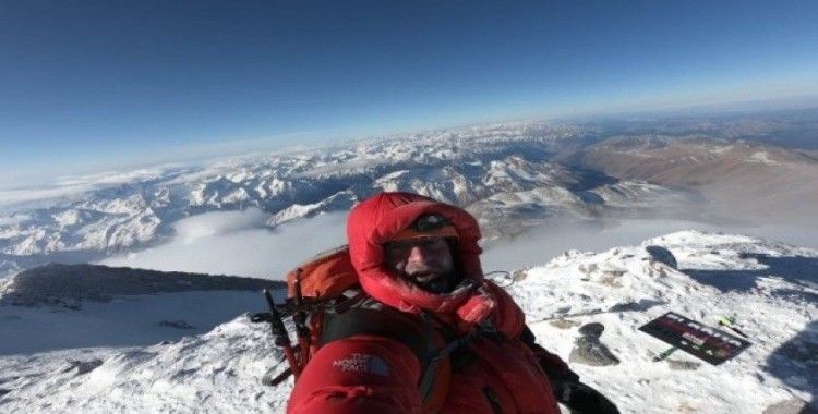 Bursalı dağcı, -45 derecede Avrupa'nın zirvesine tırmandı