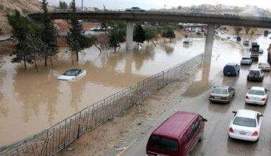 Ürdün'de sel, 1 kişi kayboldu