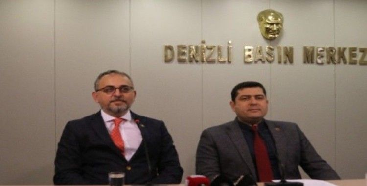 Meclis üyelerinden CHP’li başkana ‘söyleşi’ tepkisi