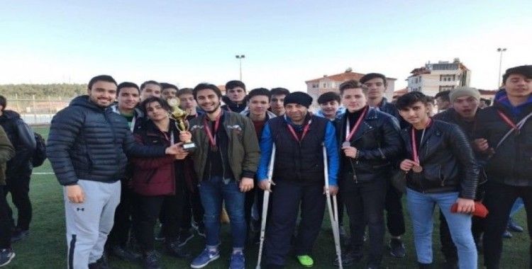 Okul Sporları Genç Erkek Futbol Müsabakaları sona erdi