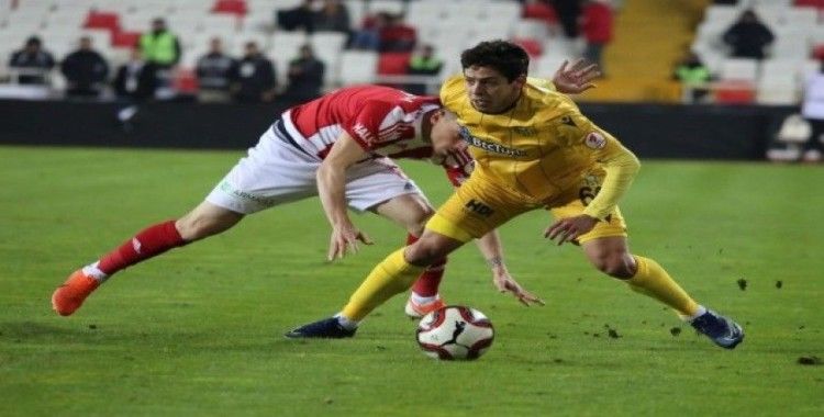 Ziraat Türkiye Kupası: D.G. Sivasspor: 4 - BTC Türk Yeni Malatyaspor: 0