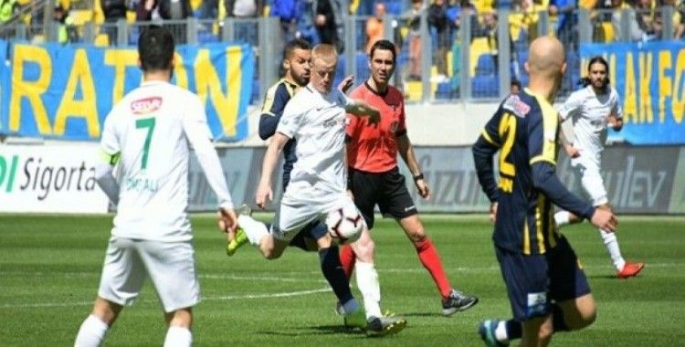 Konyaspor’da 2 futbolcu forma giyemeyecek