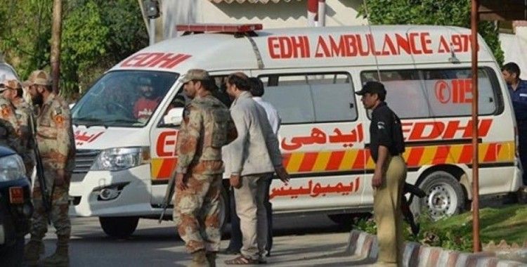 Pakistan'da fabrikada patlama: 1 ölü