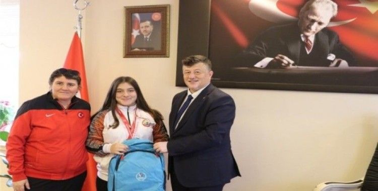 Türkiye Şampiyonundan Fillikçioğlu’na ziyaret