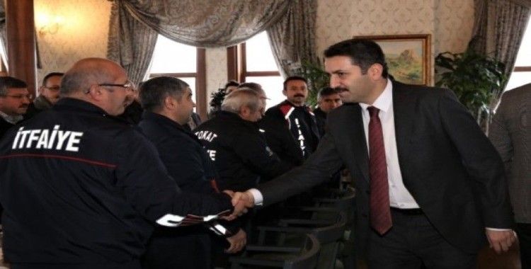 Başkan Eroğlu’ndan itfaiyecilere teşekkür ziyareti