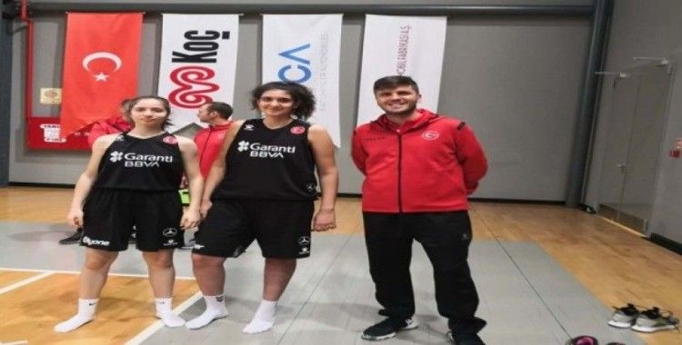 Isparta’dan 1 antrenör ve 2 sporcu Milli Takım Kampına katıldı