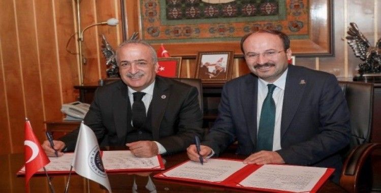 Atatürk Üniversitesi ile Erzurum Teknik Üniversitesi arasında iş birliği protokolü imzalandı