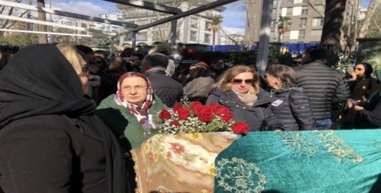 Uçak kazasında hayatını kaybeden Alev Gençoğlu son yolculuğuna uğurlandı