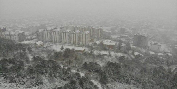 Aydos Ormanı’nda hayran bırakan kar manzarası havadan görüntülendi