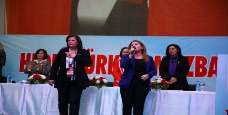 CHP Aydın’da ‘Hedef Türkiye Mazbatası’ sloganı ile kongreye gitti