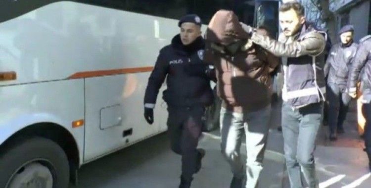 İzmir'deki suç örgütü operasyonunda 59 kişi adliyeye sevk edildi