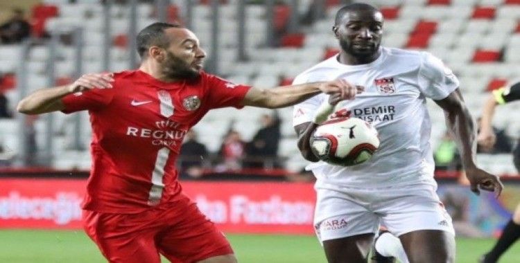Sivasspor ile Antalyaspor yarı final için mücadele edecek