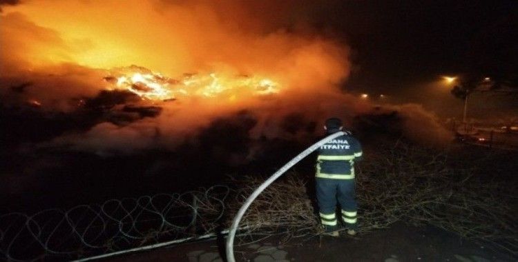 Adana’daki fabrika yangını 18 saattir devam ediyor