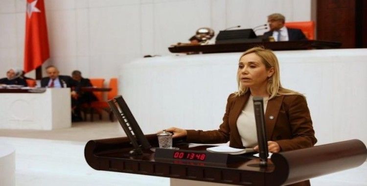 İYİ Parti Milletvekili Tuba Vural Çokal, partisinden istifa etti