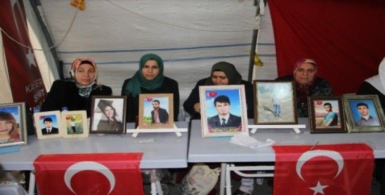 HDP önündeki ailelerin evlat nöbeti 170'inci gününde