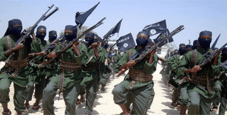Somali'de Eş-Şebab askeri üsse saldırdı: 12 asker öldü