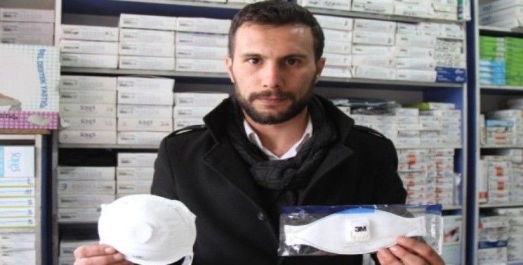 İran'daki ölümlerden sonra Van'da maske satışları arttı