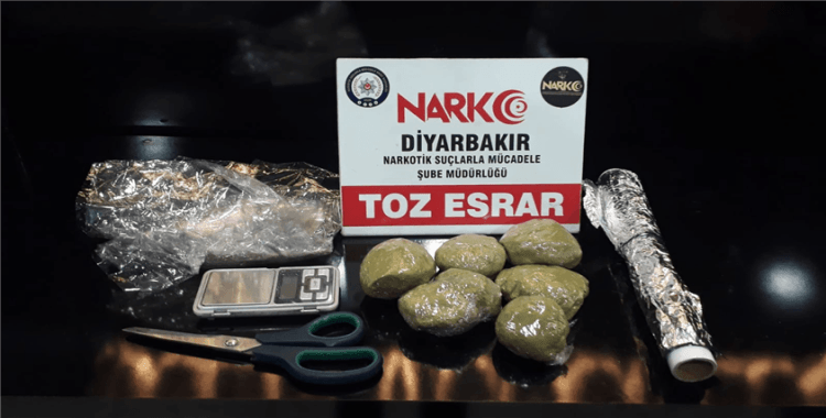 Diyarbakır'da 101 kilo esrar ele geçirildi