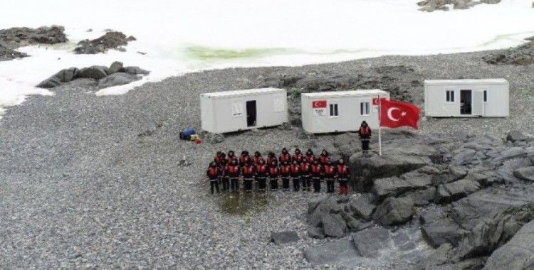 Bilim heyeti, Antarktika Türk Üssü’ne ulaştı