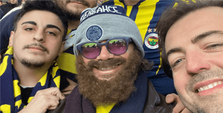 Fenerbahçe efsanesi Diego Lugano derbiyi kılık değiştirerek izledi