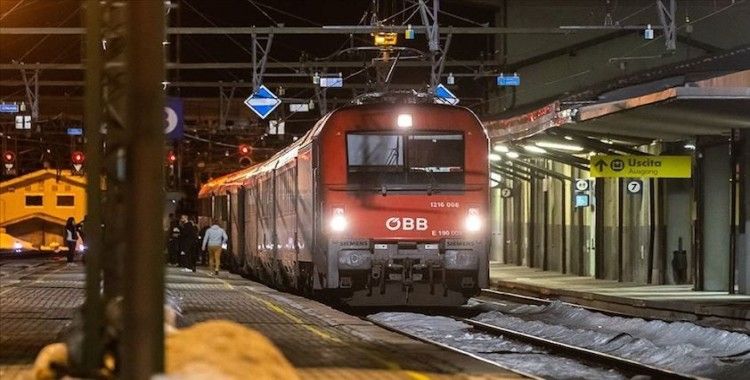 Avusturya'dan İtalya'ya tren seferlerini durdurma kararı