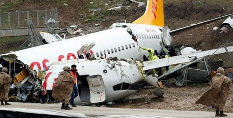 Kaza yapan uçağın kaptan pilotu hastanede ifade veriyor