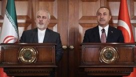 Çavuşoğlu ve Zarif koronavirüs salgınını görüştü